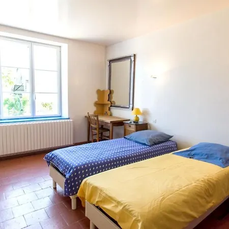 Maison Charmante A Avec Jardin Prive Дом отдыха *